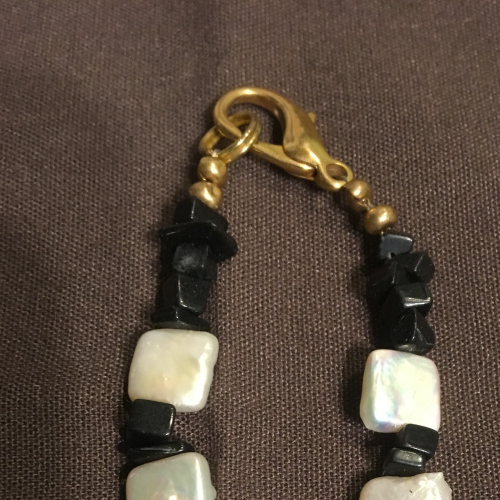 NECKLACE - Picture 2 of 2